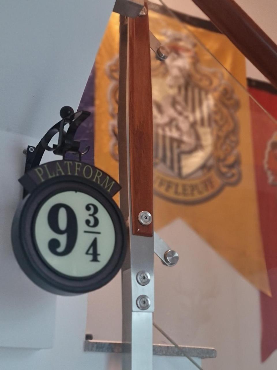 The Hidden Hogwarts - Nearly Bui Vien Walking Street Cidade de Ho Chi Minh Exterior foto